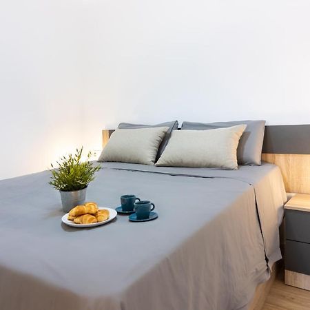 Malagueta Freshapartments Malaga Exterior photo