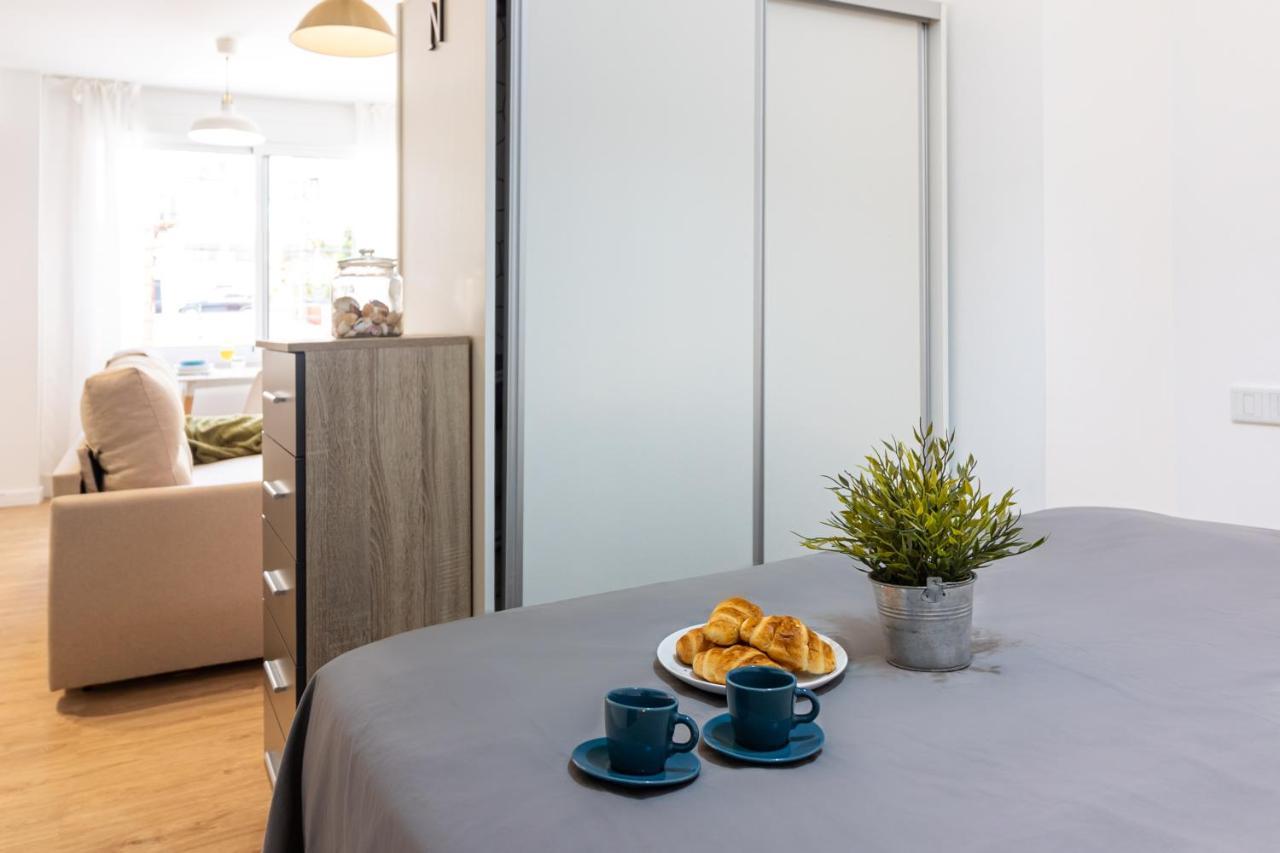 Malagueta Freshapartments Malaga Exterior photo